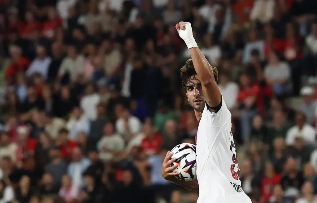 Ferran Torres se na sjajan način predstavio navijačima PSG-a, sa dva gola spasio tim poraza! (VIDEO)