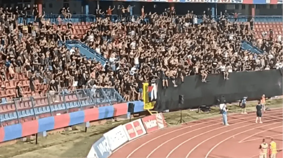 Kako su igrači i navijači Borca proslavili pobjedu: “Srpski šampion”