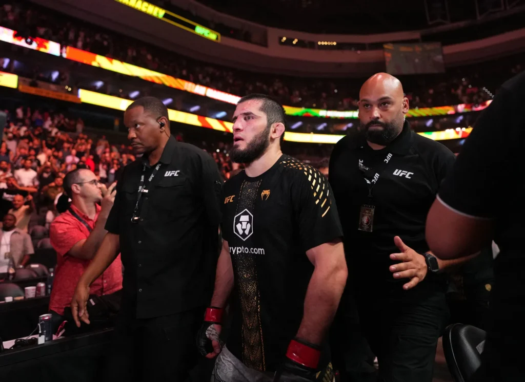 Makhachev govorio o svojoj budućnosti u UFC-u – koliko borbi ga očekuje?