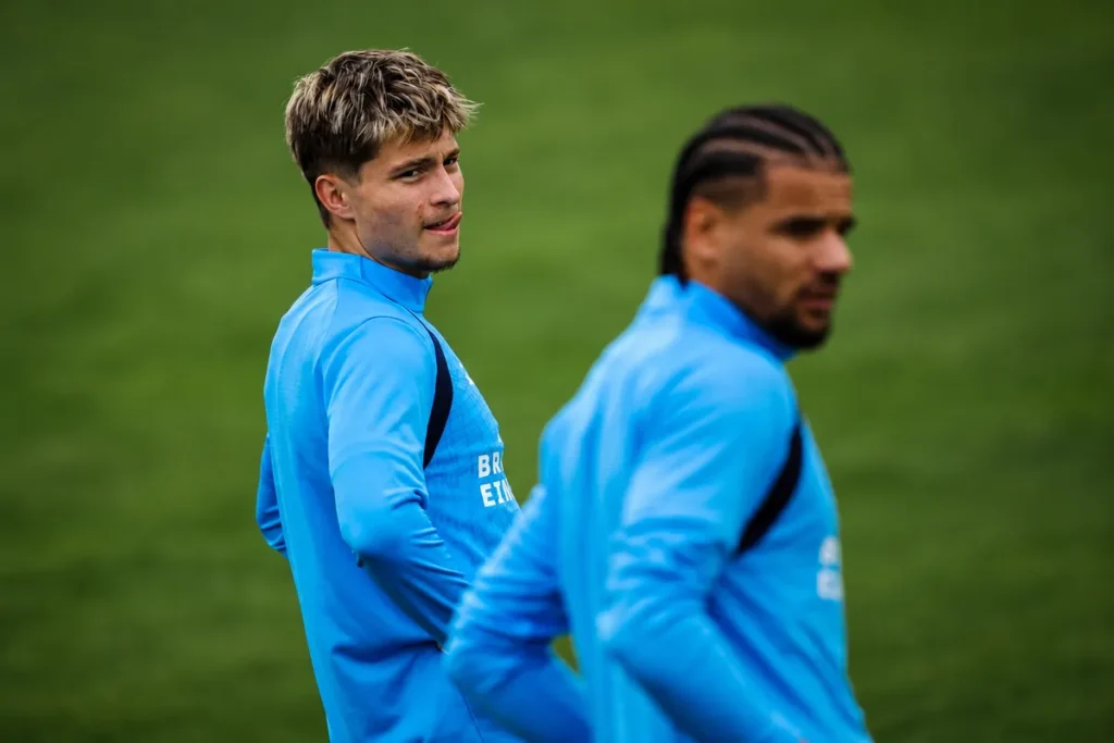 PSV je spreman prodati Esmira Bajraktarevića, evo koja dva kluba su zainteresovana za njega