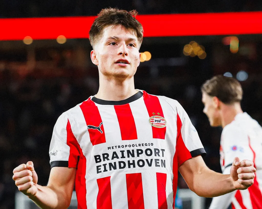 Trener PSV-a konačno progovorio o Bajraktareviću: Nije imalo smisla ubaciti Esmira