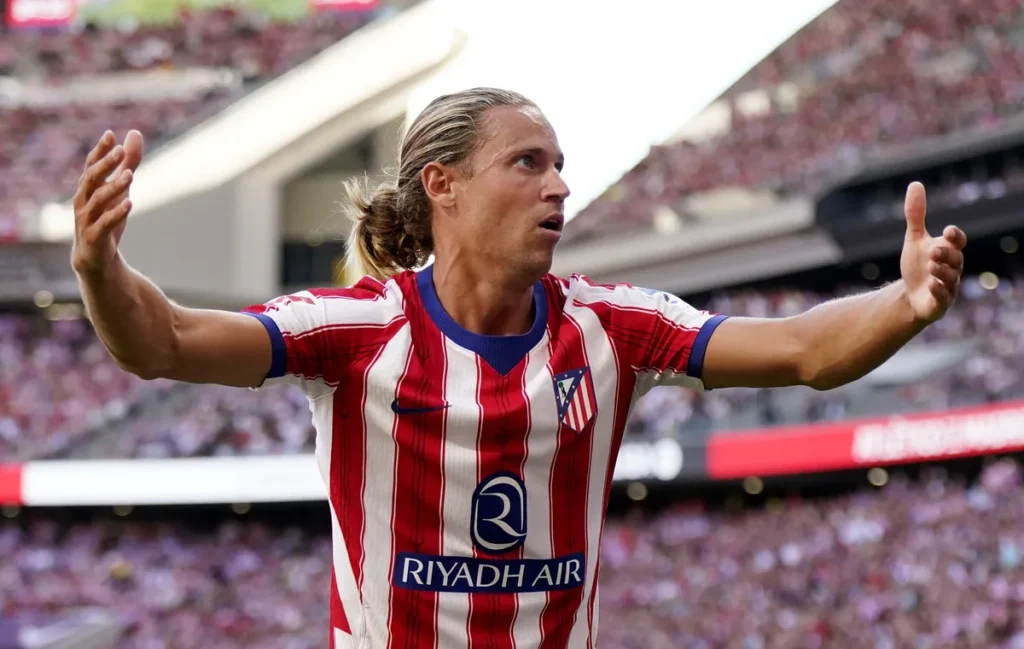 Atletico iskoristio crveni karton Reala i slavio u velikom madridskom derbiju (VIDEO)