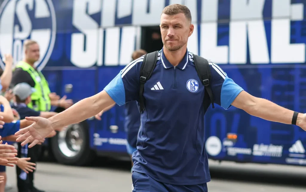 Džeko još čeka pravu priliku u Schalkeu, Bild pita: Kada će ga Muslić pustiti s lanca?