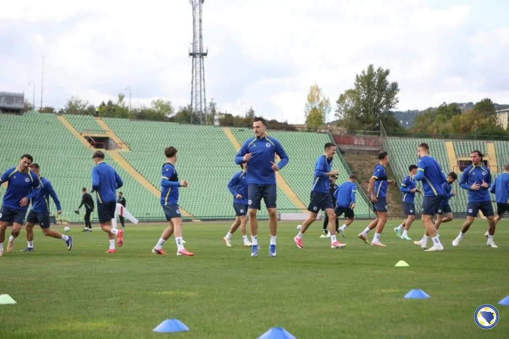(FOTO) Reprezentativci BiH odradili posljednji trening pred put u Varšavu