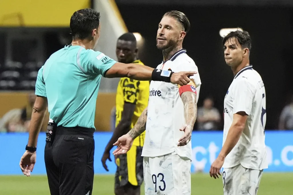 Legendarni Sergio Ramos u 41. godini pravi spektakularan transfer i stiže u Premier ligu?