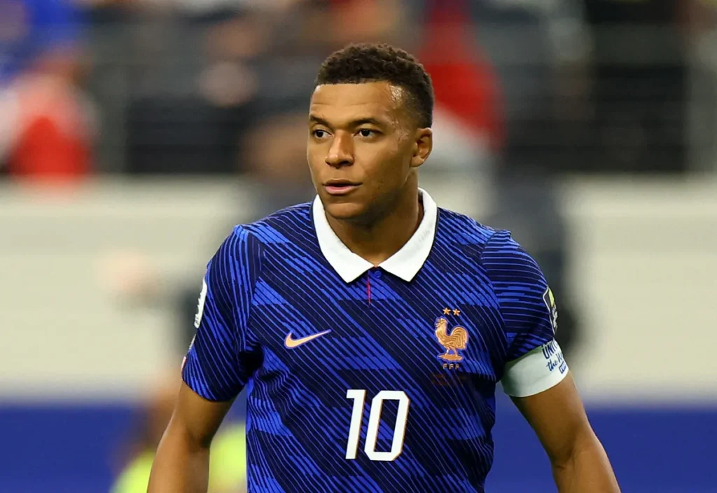 Mbappé propustio trening Francuske zbog gripe, upitan za početak Lige nacija