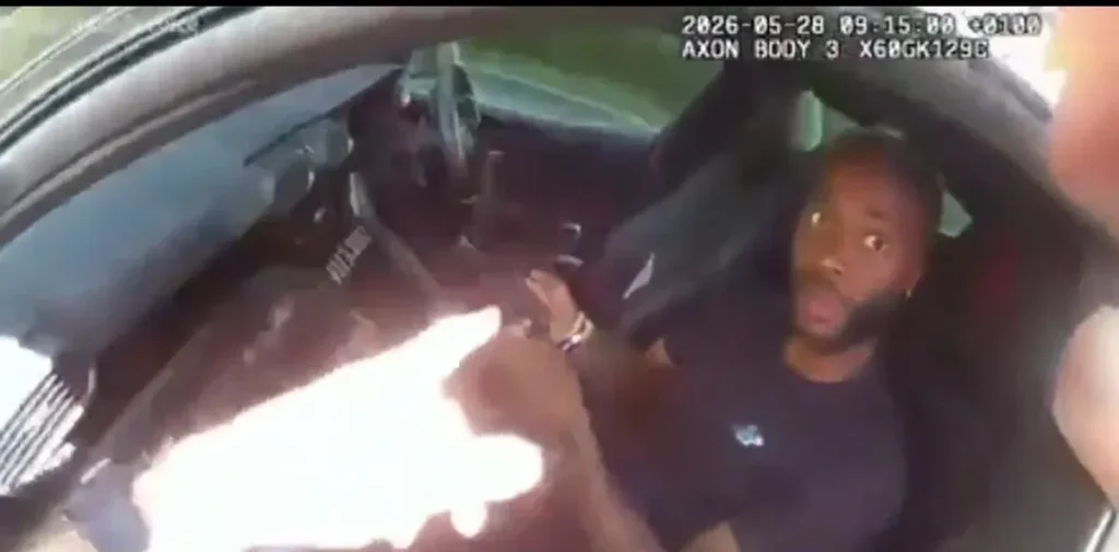 Objavljen snimak hapšenja Raheema Sterlinga: Priznao krivicu po tri tačke, prijeti mu i zatvor (VIDEO)