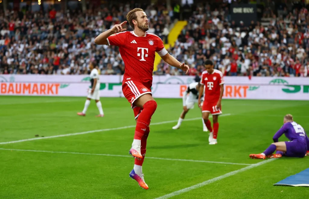 Pogledajte gol kojim je čudesni Kane ispisao historiju Bundeslige (VIDEO)