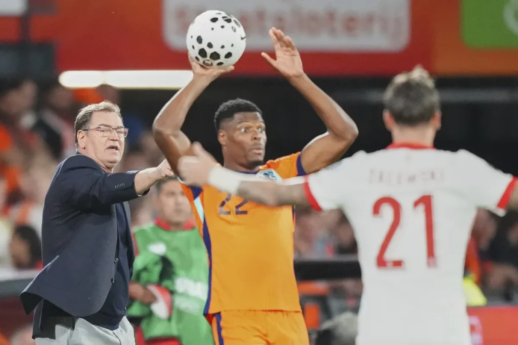 Selektor Poljske odredio spisak fudbalera na koje računa za meč sa Zmajevima, tu je i veliki Robert Lewandowski