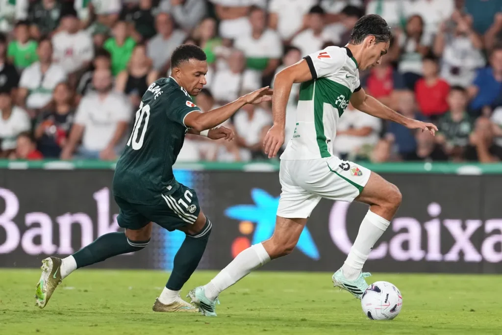 Skandal trese LaLigu: Mbappe izgovorio brutalne riječi bivšem igraču Dinama, ovaj ga želio daviti! (VIDEO)