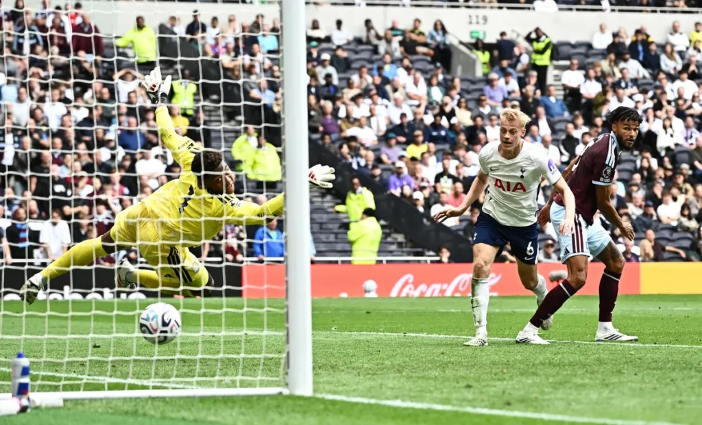 Tottenhamova agonija se nastavlja: Villa odnijela uvjerljivu pobjedu iz Londona!