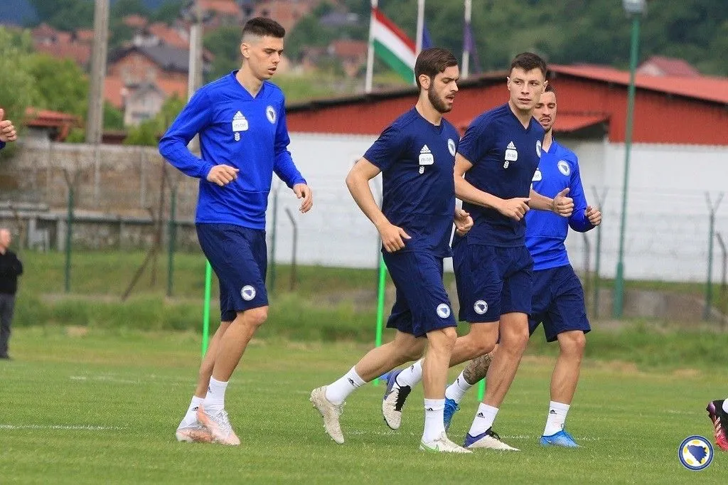 Trener oduševljen bivšim Zmajem, uporedio ga je i sa legendarnim igračem
