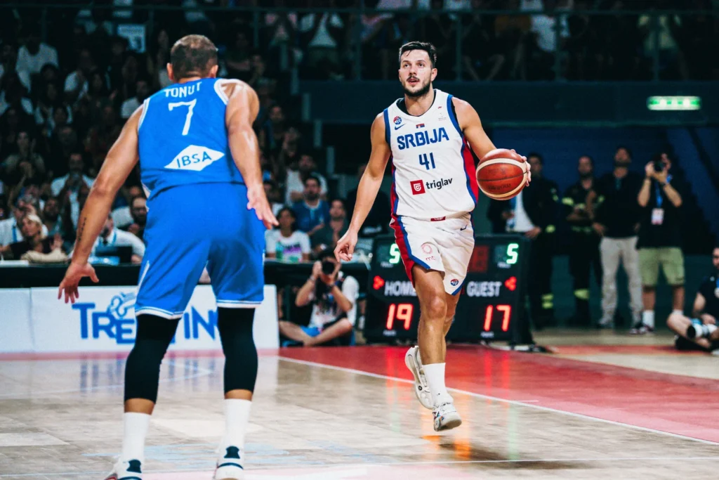 Važna pobjeda Srbije u borbi za Mundobasket, Orlovi preskočili Italijane