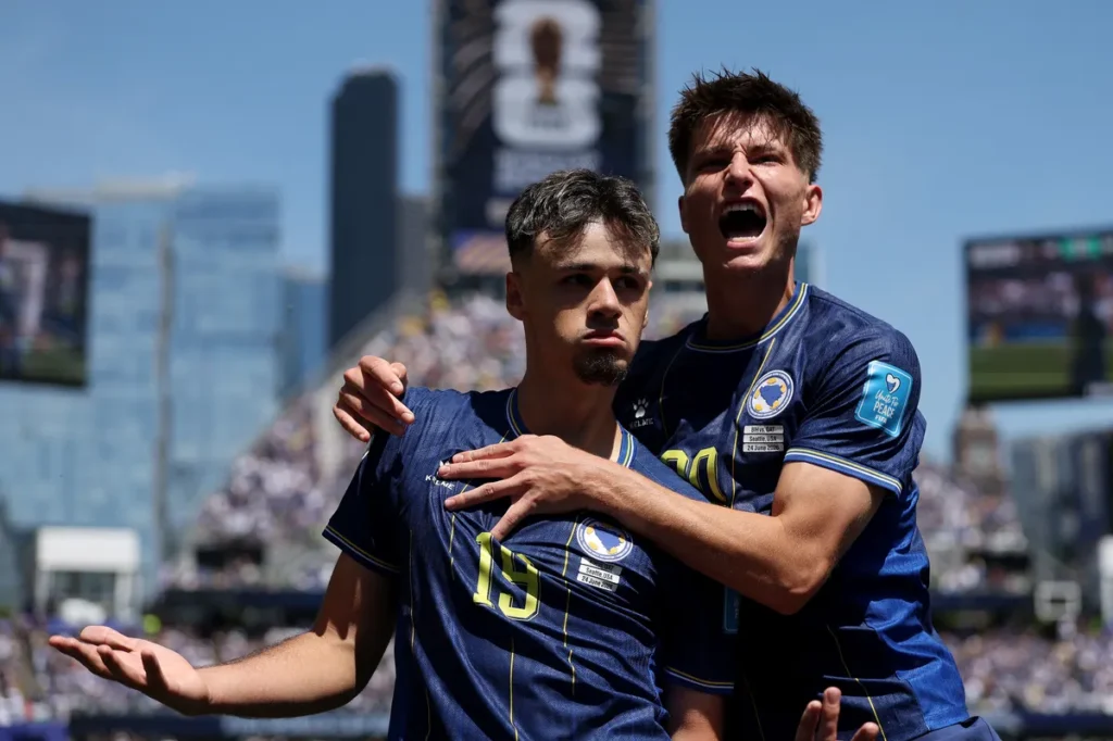 Veliko priznanje za Alajbegovića: Ballon d’Or piše o mladom Zmaju i njegovom putu do Juventusa