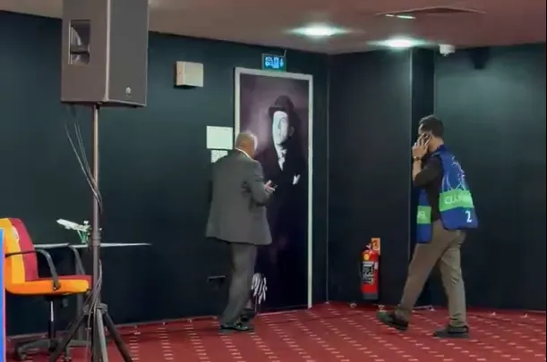 Bizarne scene u Istanbulu: Flick krenuo pred novinare, a onda je nastao problem kakav se rijetko viđa (VIDEO)