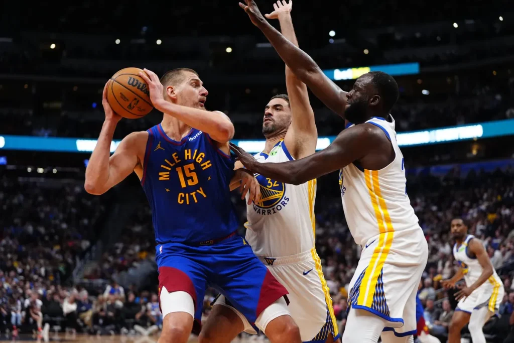 Boston deklasirao Chicago, Luka Garza iskoristio priliku: Poraz Denvera, double-double Nikole Jokića