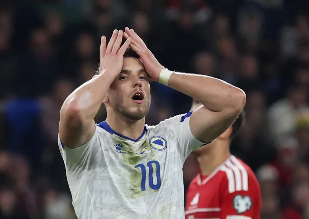 Demirović otkrio kako ga je oduševio Džeko pa otvorio dušu: “Vjerujte meni je najgore, čitam komentare, gledam…”