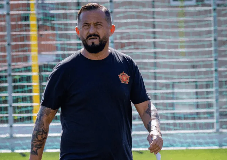 Edis Mulalić pitao novinare: Je li se bojite da vas neko od domaćina ne prebije?