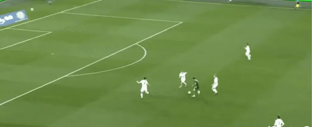 Kroz noge! Napadač Irske predriblao cijelu odbranu Austrije, pa postigao gol