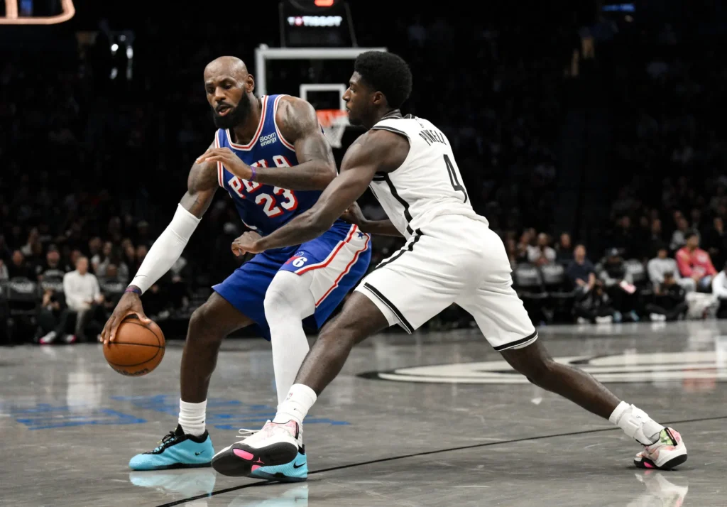 LeBron James debitovao za Sixerse, oduševio u prvoj predsezonskoj utakmici