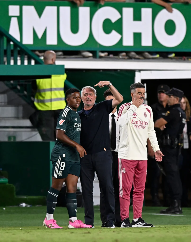 Mourinho mladoj zvijezdi ne da minute, ali ni odlazak na posudbu: To zaboravite