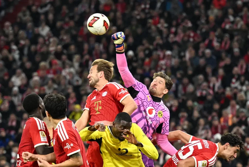 Odličan meč u Minhenu: Kane promašio penal u golijadi i remiju Der Klassikera (VIDEO)