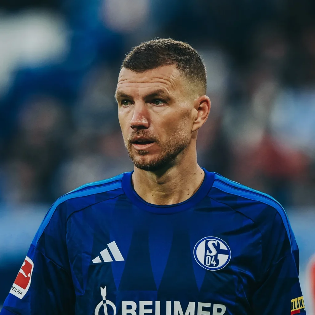 Schalke objavio informacije o Džekinom stanju: Duboka posjekotina na glavi