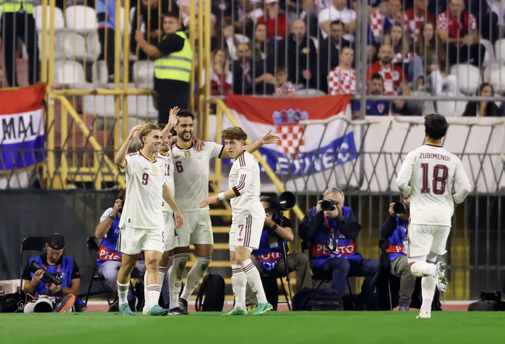 Show Harryja Kanea na Wembleyju, Merino rastužio Hrvatsku na Poljudu