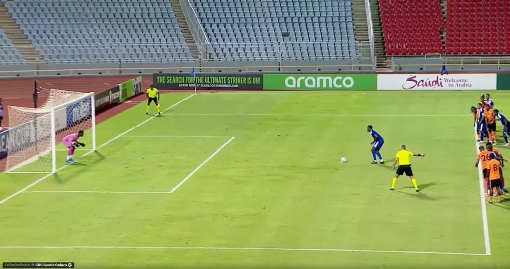 Šta je ovo bilo!? Bruka fudbalera sa Kariba koštala njegov tim pobjede u Karipskom kupu (VIDEO)