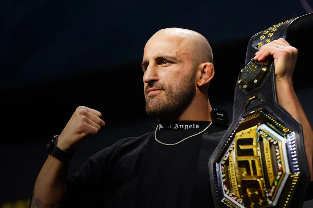 UFC 333 donosi dvije borbe za titulu i vrhunski program u Etihad Areni!
