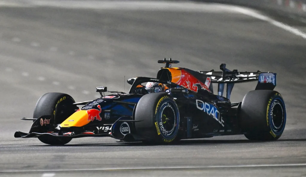 Verstappen sjajnom vožnjom osigurao pol poziciju pred utrku u Singapuru