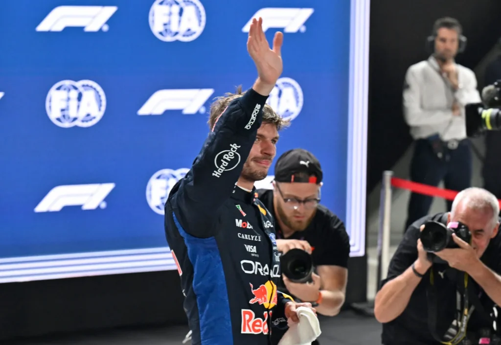 Verstappen u sjajnoj formi, izborio pole poziciju ispred Ferrarijevog dvojca