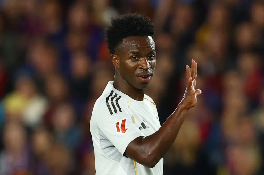 Vinicius mogao napustiti Real Madrid: Dvojica agenata otkrila detalje pregovora i razlog ostanka